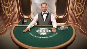 Aplikasi mobile gems 365 menampilkan navigasi sportsbook dan live dealer di layar rumah